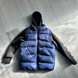 Jordan Puffer Vest Hoodie – Size S